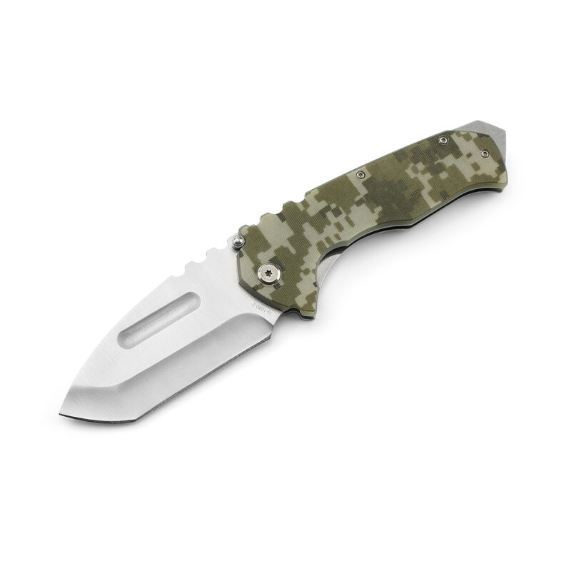 AYO-590A_Tactical folding knife with camouflage handle and wide tanto balde